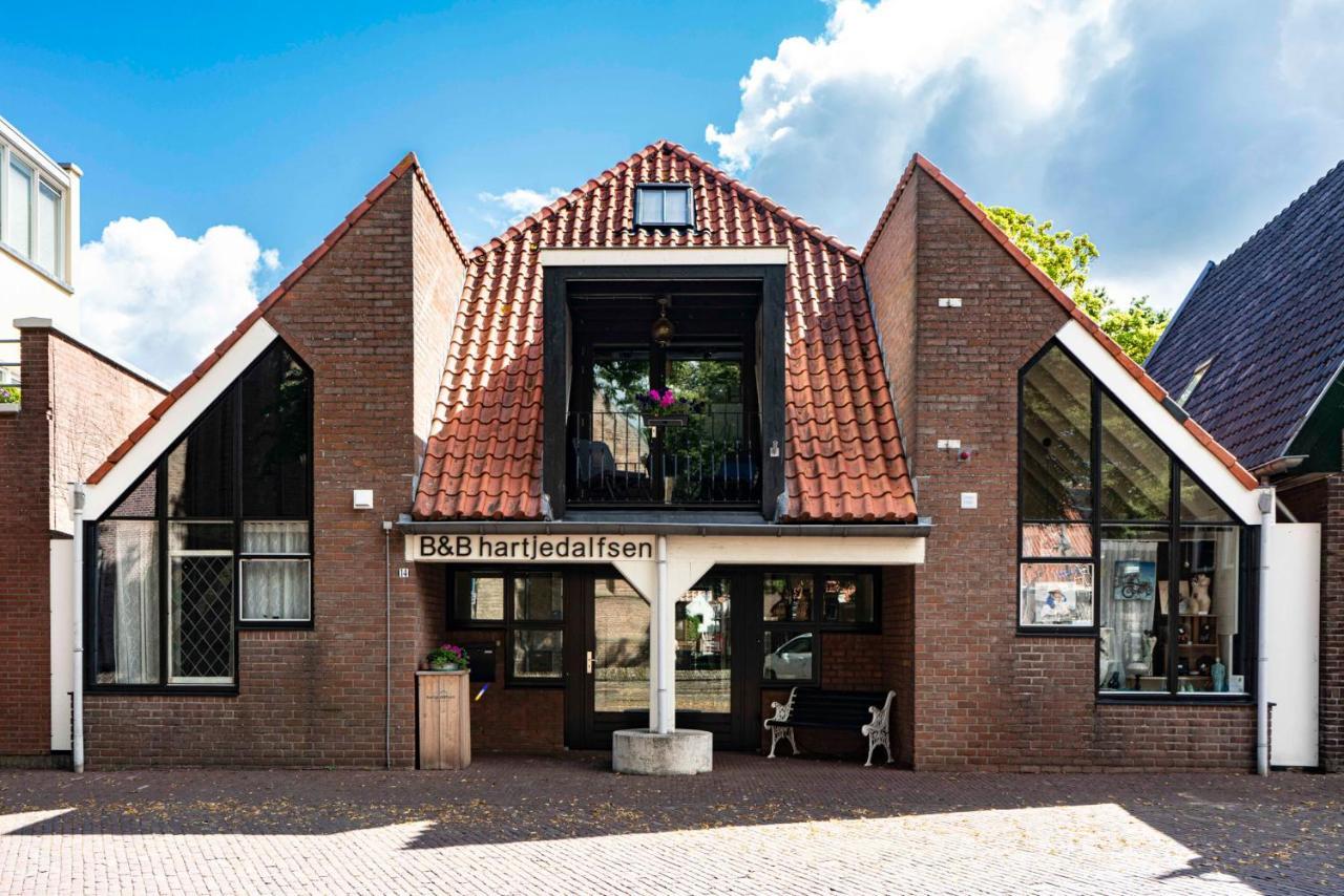 Hartjedalfsen Bed & Breakfast Exterior photo
